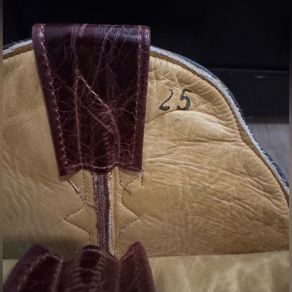 Unisex Brown Leather Handmade Cowboy Boots - Picture 9 of 10